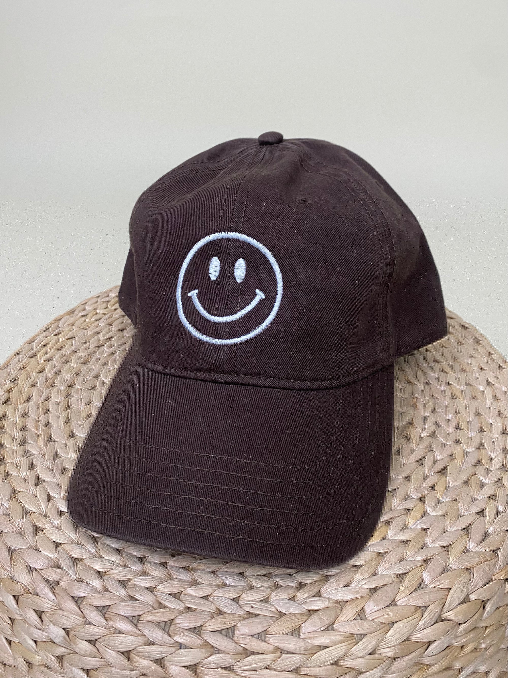 Smiley face baseball cap hat brown - Trendy Hats at endurotourserbia Boutique in Latvia City